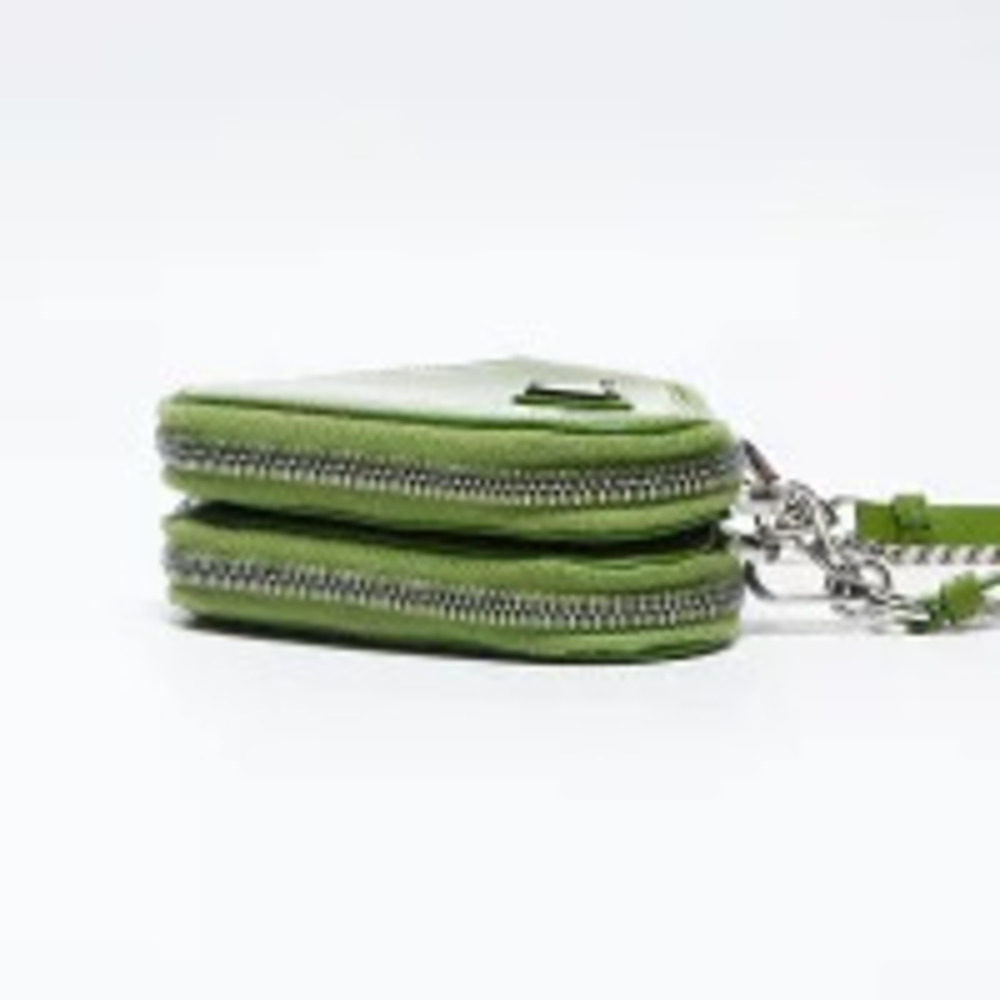 Prada Triangle Logo Peach Patent Vernis Chain Shoulder Bag Green - Picture 5 of 13